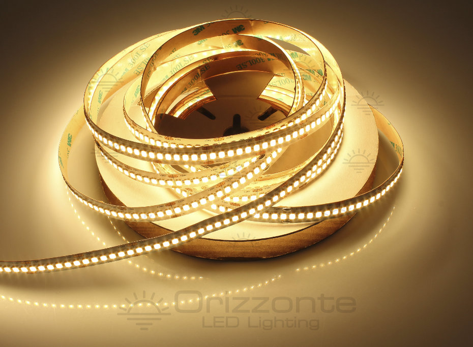Striscia led 2835 24V IP20 2700K 3step 240led/m